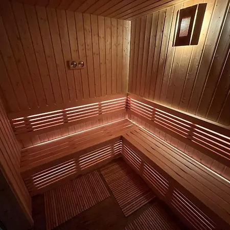 Casa de Férias Lawendowy Zakatek Caloroczny Z Jacuzzi I Sauna *