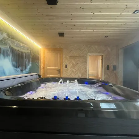 Lawendowy Zakatek Caloroczny Z Jacuzzi I Sauna Casa de Férias *