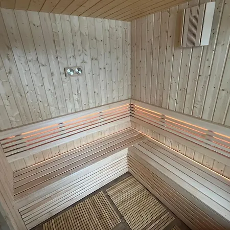 Lawendowy Zakatek Caloroczny Z Jacuzzi I Sauna Casa de Férias Mikołajki