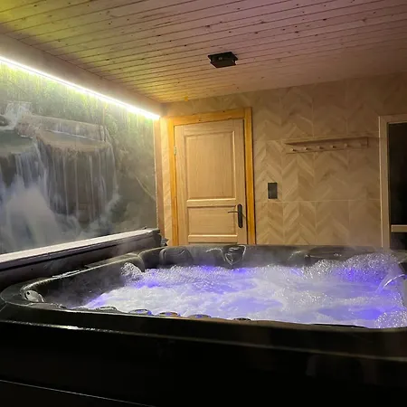 Casa de Férias Lawendowy Zakatek Caloroczny Z Jacuzzi I Sauna *