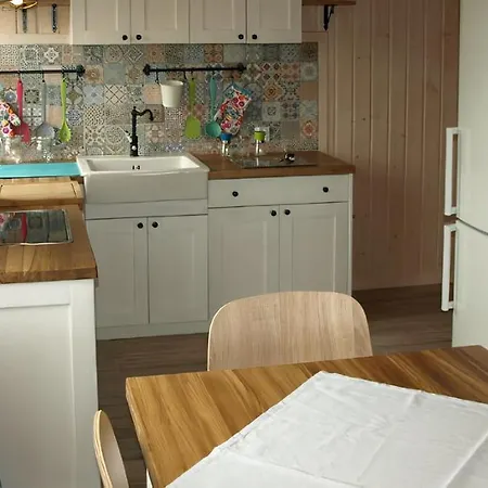 Prázdninový dům Lawendowy Zakatek Caloroczny Z Jacuzzi I Sauna Mikołajki